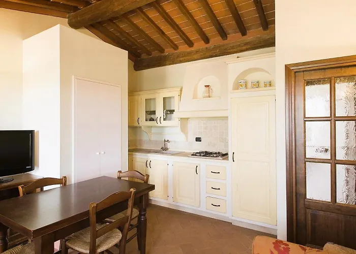 Il Borgo Di Donoratico, With Swimming Pool Lejlighedshotel