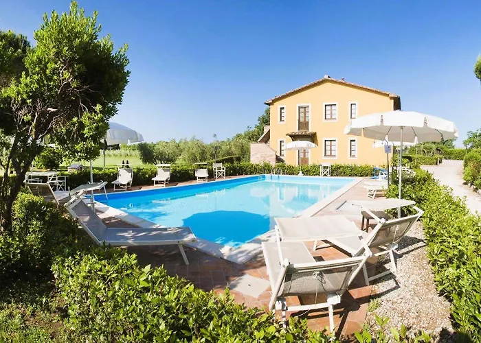 Il Borgo Di Donoratico, With Swimming Pool 3*