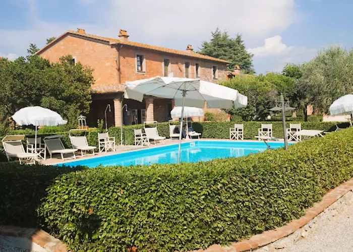 Lejlighedshotel Il Borgo Di Donoratico, With Swimming Pool