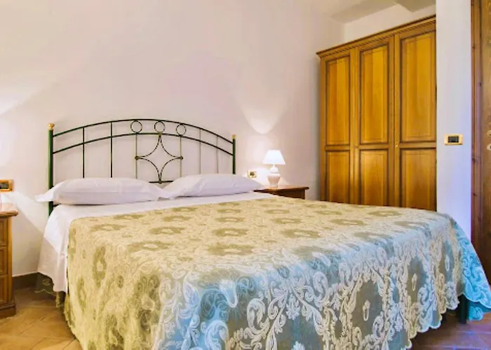 Il Borgo Di Donoratico, With Swimming Pool Donoratico