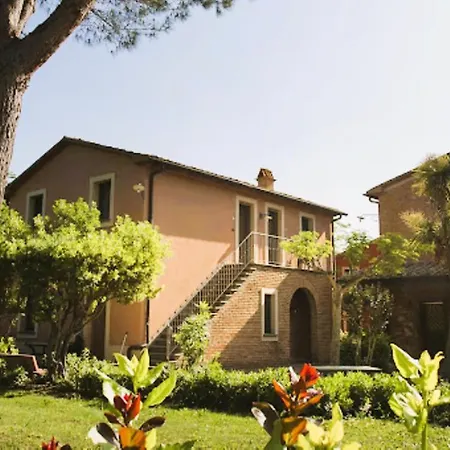 Il Casale Di Donoratico, With Swimming-pool * Donoratico
